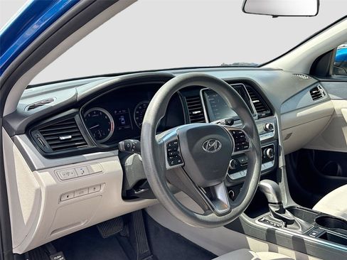 Used 2018 Hyundai Sonata SE FWD image 9