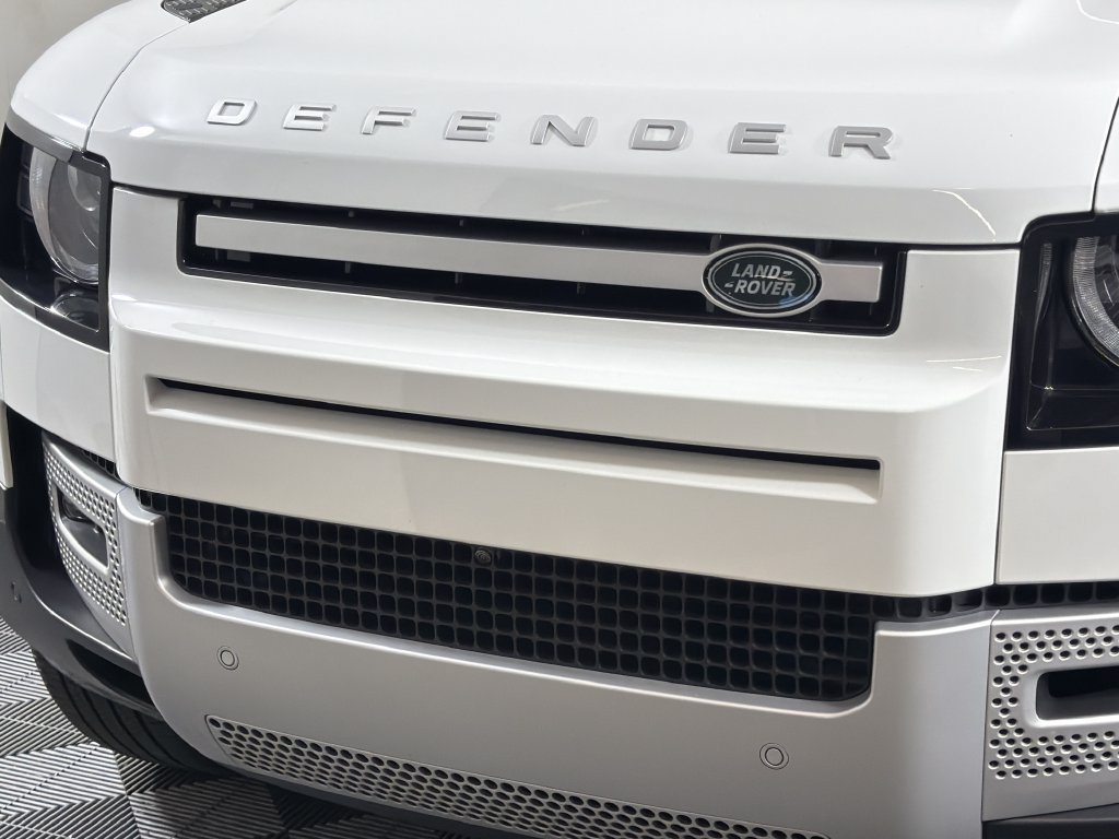 Certified 2025 Land Rover Defender 110 S AWD/4WD image 12