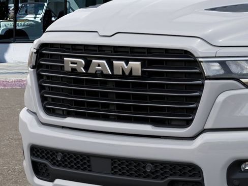 New 2026 RAM 1500 Laramie AWD/4WD image 11
