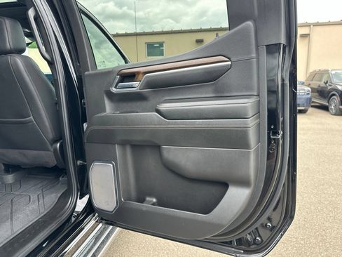 Used 2024 Chevrolet Silverado 1500 High Country w/ High Country Premium Package AWD/4WD image 34