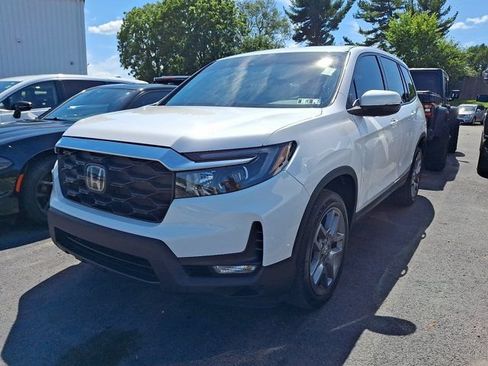 Used 2023 Honda Passport EX-L image 3