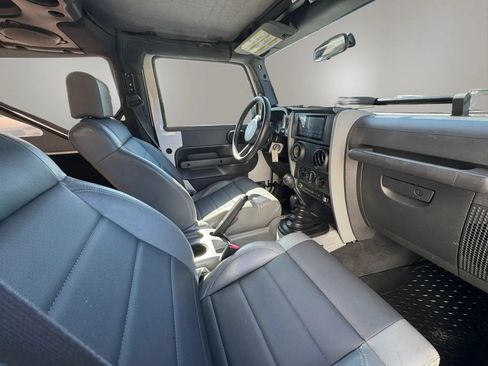 Used 2007 Jeep Wrangler X AWD/4WD image 13