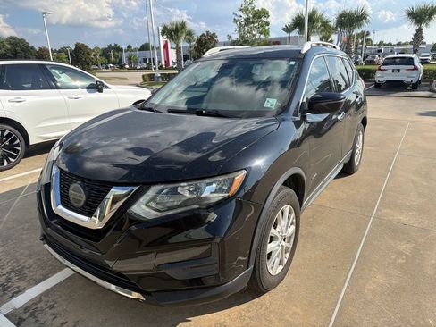 Used 2019 Nissan Rogue SV AWD/4WD image 2