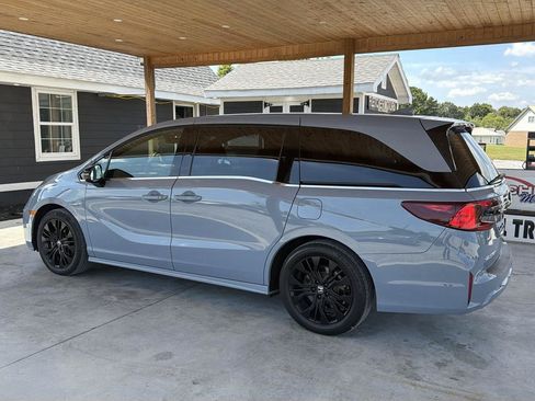 Used 2025 Honda Odyssey Sport-L image 3