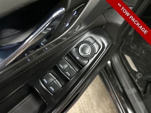 Used 2023 Chevrolet Traverse LT w/ Midnight/Sport Edition image 15