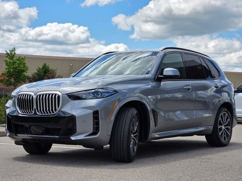 Used 2025 BMW X5 xDrive40i AWD/4WD image 22