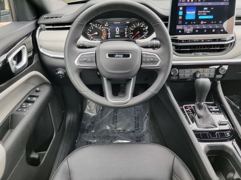 Certified 2024 Jeep Compass Limited AWD/4WD image 31