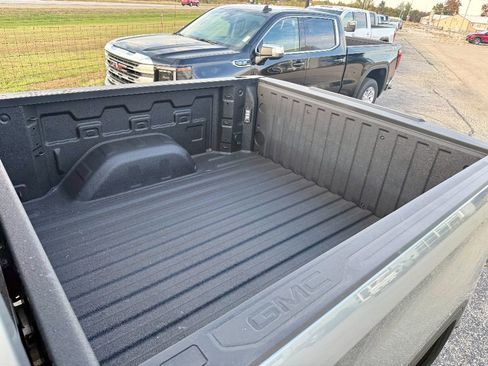 New 2026 GMC Sierra 1500 Elevation w/ Elevation Premium Package AWD/4WD image 10