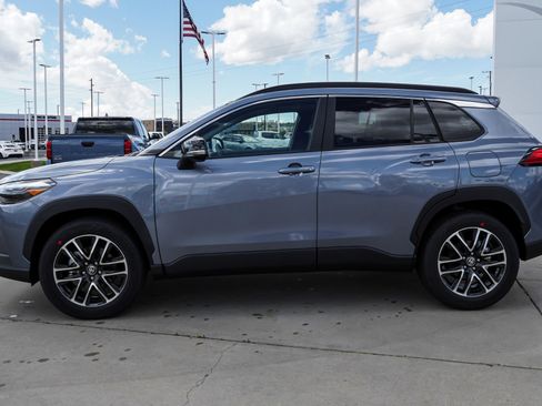 New 2026 Toyota Corolla Cross XLE w/ Convenience Package AWD/4WD image 5