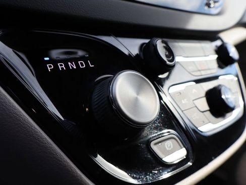 Used 2021 Chrysler Voyager LX w/ Cold Weather Group image 20