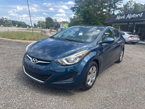 Used 2016 Hyundai Elantra SE FWD image 14