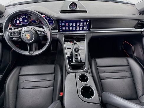 Certified 2023 Porsche Panamera Platinum Edition image 28