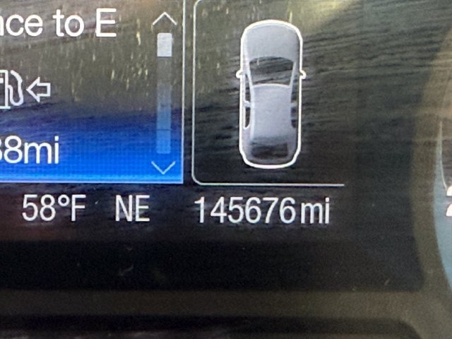 Used 2015 Ford Edge SEL FWD image 27