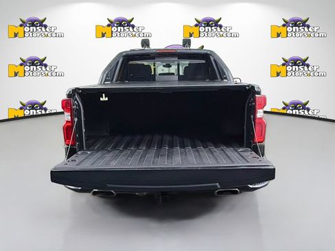 Used 2019 Chevrolet Silverado 1500 High Country w/ Technology Package AWD/4WD image 27