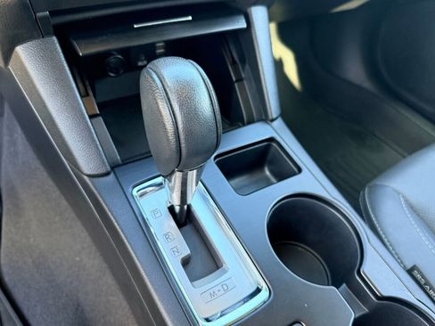 Used 2016 Subaru Outback 2.5i Limited image 23