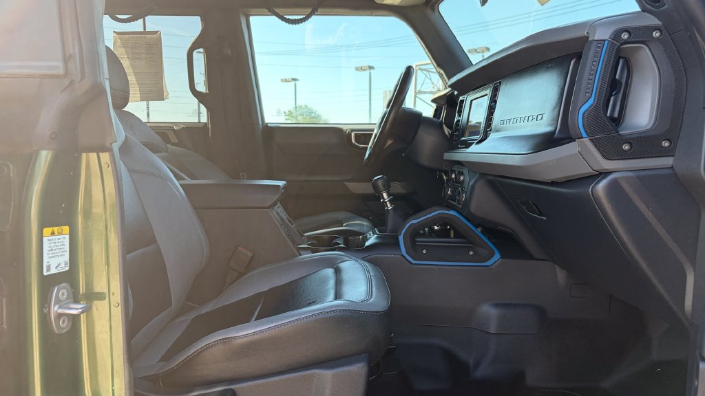 Used 2022 Ford Bronco Black Diamond AWD/4WD image 14
