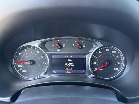 Used 2023 GMC Terrain SLT image 29