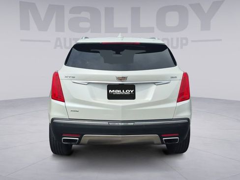 Used 2017 Cadillac XT5 Platinum AWD/4WD image 4