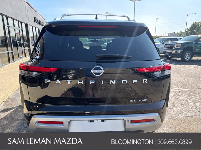Used 2025 Nissan Pathfinder SL AWD/4WD image 11
