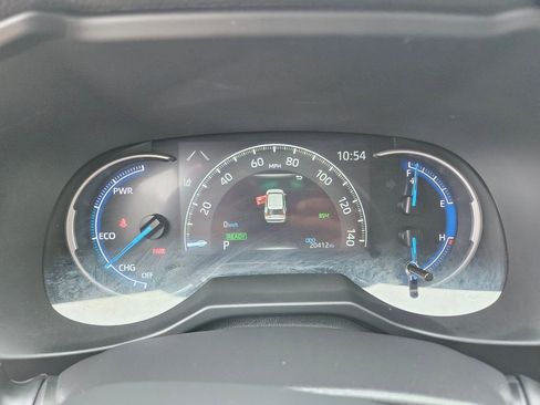 Used 2025 Toyota RAV4 XLE image 19