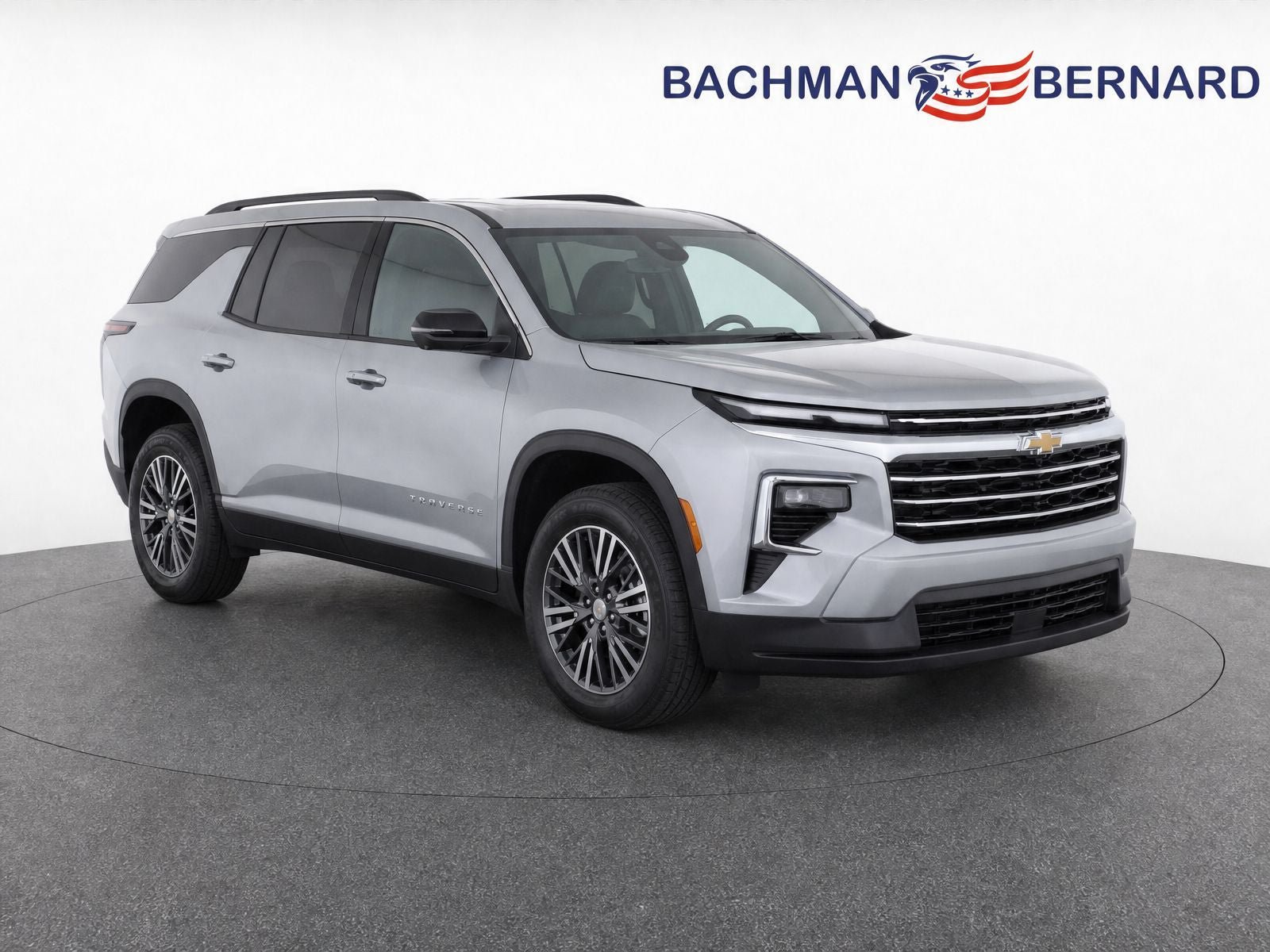 Used 2025 Chevrolet Traverse LT AWD/4WD image 1