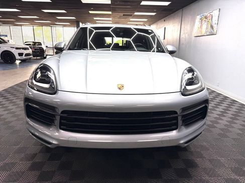 Used 2020 Porsche Cayenne AWD/4WD image 4