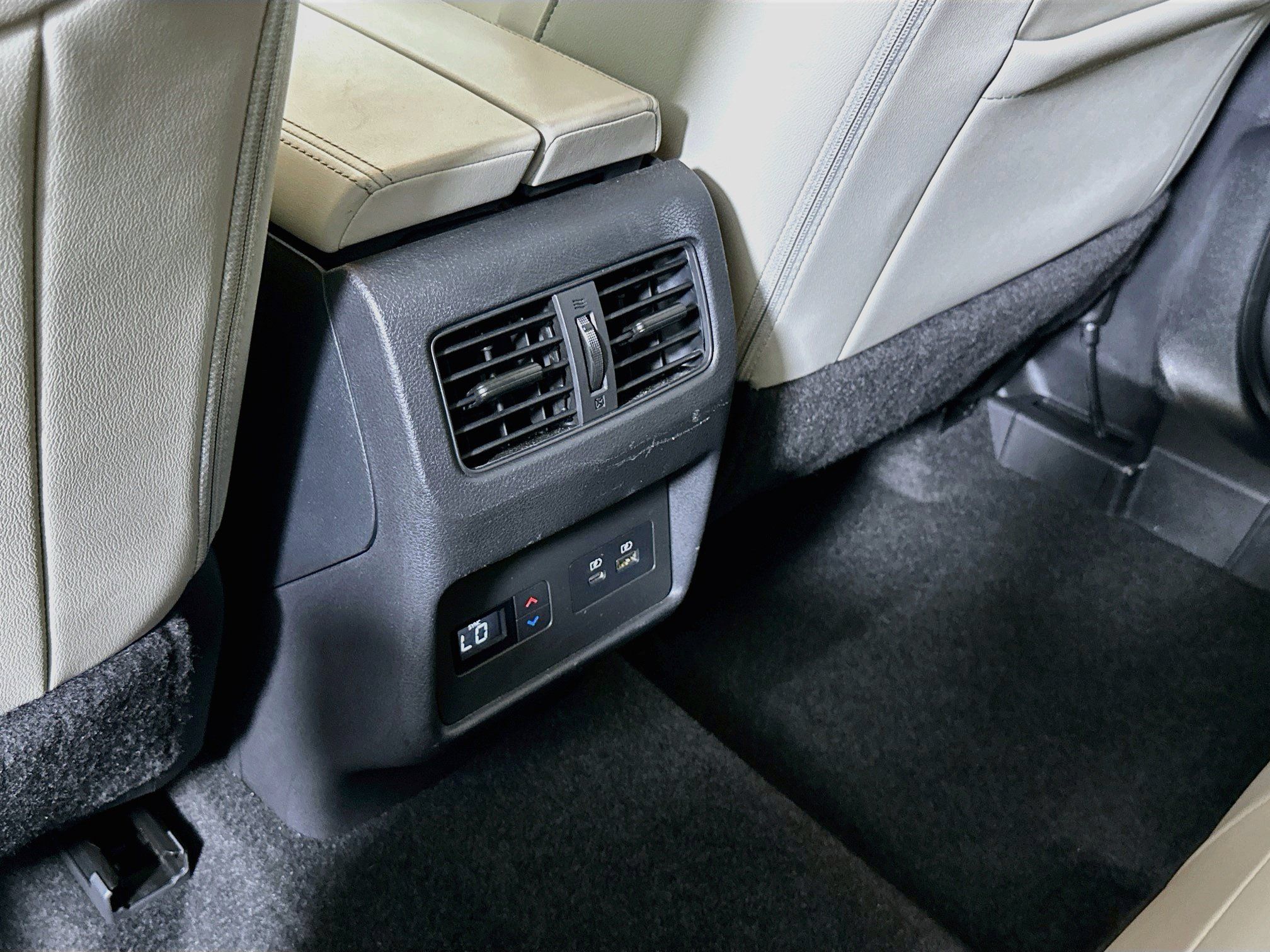 Used 2023 Nissan Rogue SL w/ SL Premium Package FWD image 29
