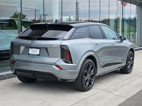 New 2026 Cadillac Optiq V AWD/4WD image 5