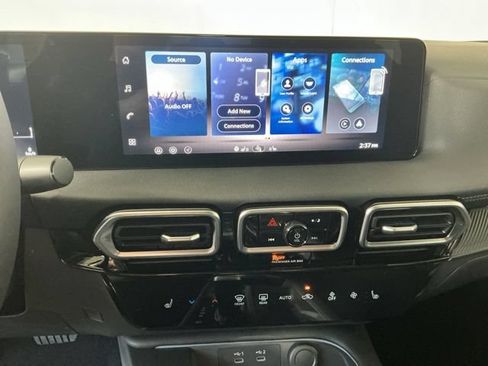 New 2026 Nissan Sentra SV w/ SV Convenience Package FWD image 14