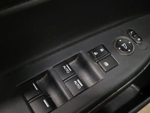 Used 2017 Honda Accord EX-L image 27