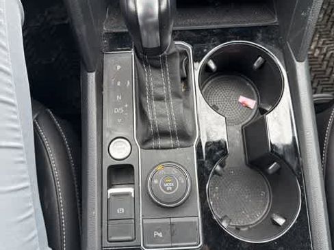 Certified 2023 Volkswagen Atlas SE image 22