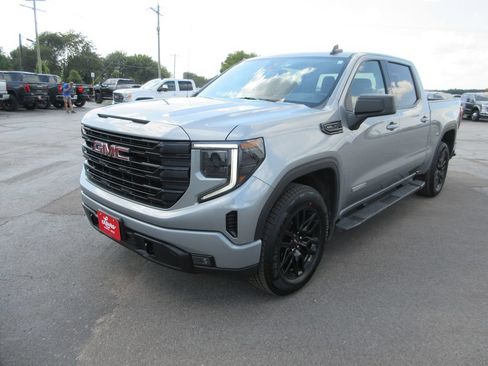 Certified 2025 GMC Sierra 1500 Elevation AWD/4WD image 13