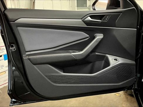 New 2026 Volkswagen Jetta SE image 21