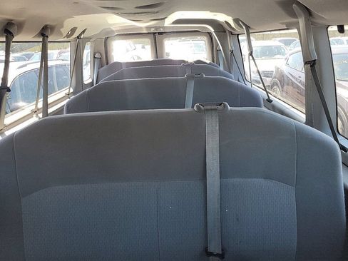 Used 2012 Ford E-350 and Econoline 350 XLT RWD image 2