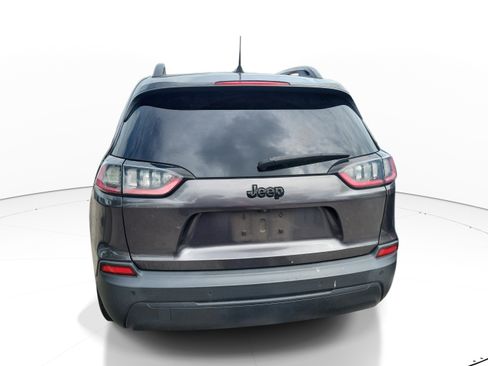 Used 2021 Jeep Cherokee Latitude Plus FWD image 8