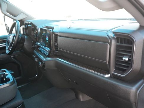 Used 2024 Chevrolet Silverado 2500 LT AWD/4WD image 22