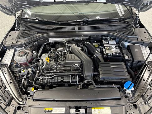 Used 2025 Volkswagen Jetta Sport FWD image 43