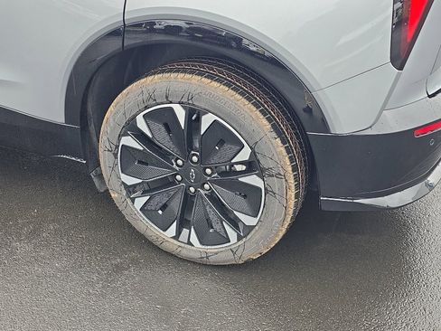 New 2026 Chevrolet Blazer EV RS image 11