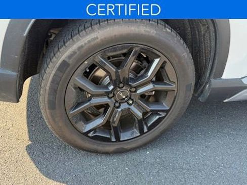 Certified 2025 Honda Pilot Elite image 9