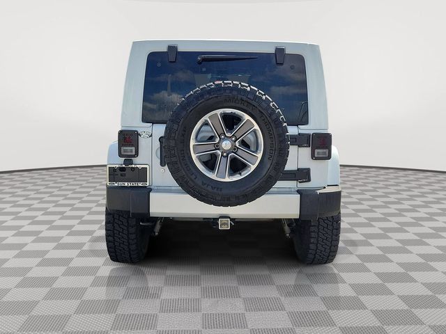 Used 2013 Jeep Wrangler Unlimited Sahara w/ Connectivity Group AWD/4WD image 5