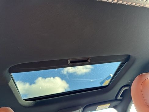 Used 2019 Ford Fusion Titanium image 14