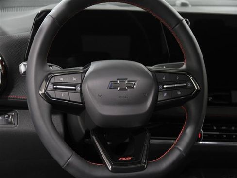 Used 2025 Chevrolet Equinox RS image 7