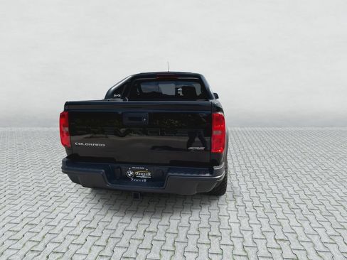 Used 2021 Chevrolet Colorado ZR2 w/ ZR2 Midnight Special Edition AWD/4WD image 8