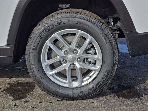 New 2026 Jeep Grand Cherokee L Laredo image 61