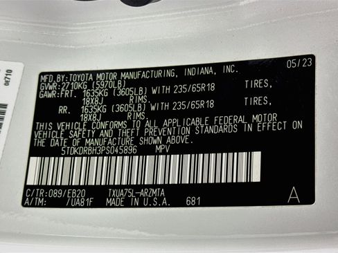 Used 2023 Toyota Highlander XLE AWD/4WD image 33