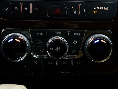 Used 2017 Buick Enclave Premium image 33