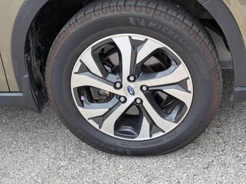 Used 2020 Subaru Outback Touring XT AWD/4WD image 11