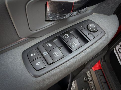 Used 2016 RAM 1500 Big Horn AWD/4WD image 17