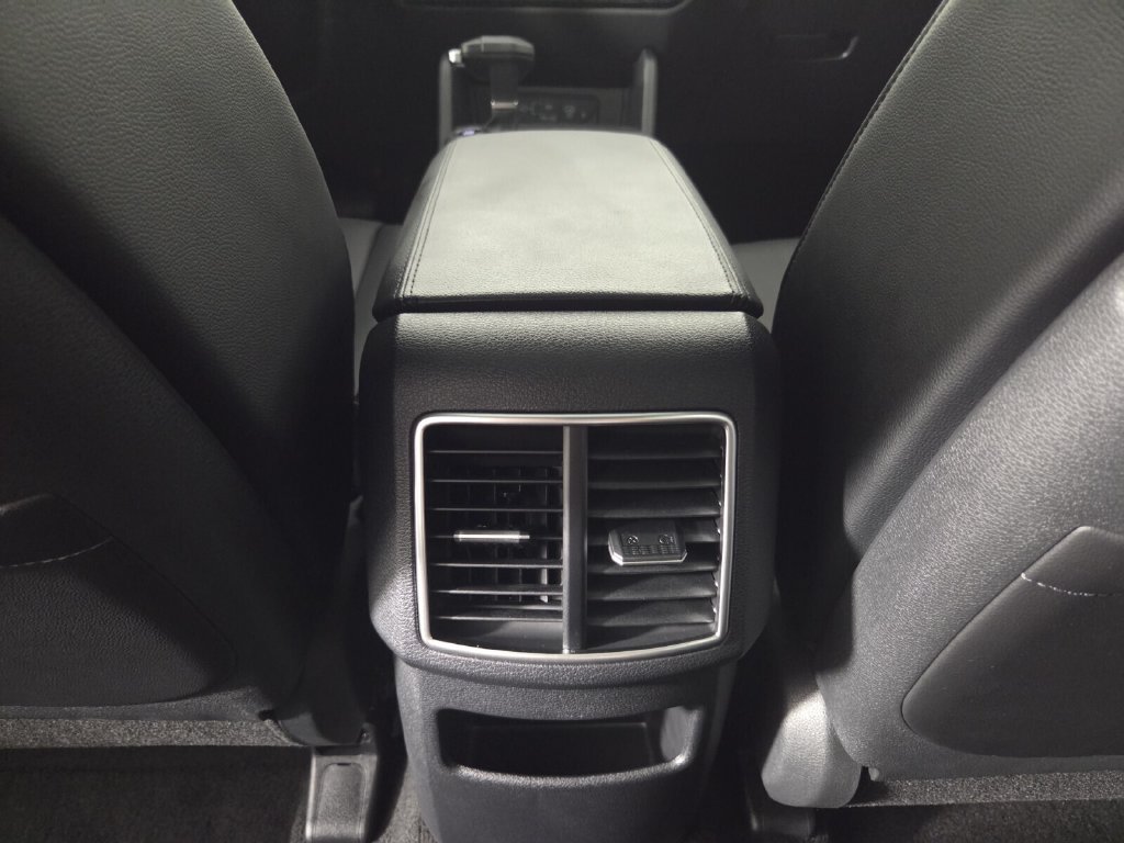 Used 2026 Kia Sportage X-Line w/ X-Line Premium Package AWD/4WD image 25