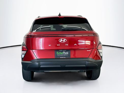 Used 2025 Hyundai Kona SEL AWD/4WD image 7